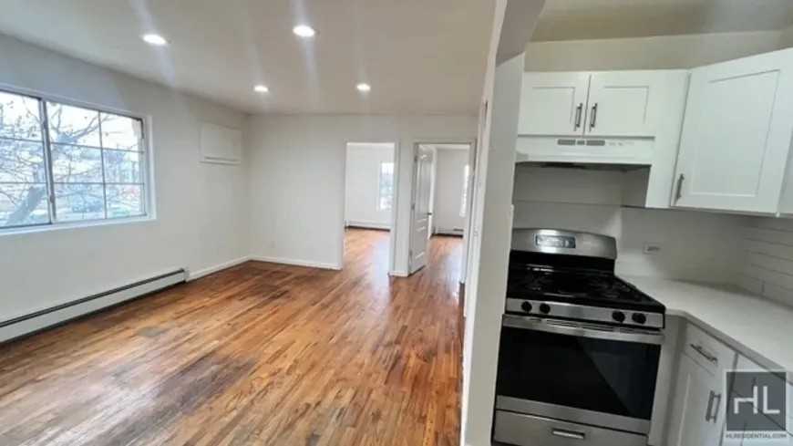 1788 Linden Blvd - Photo 3 of 10