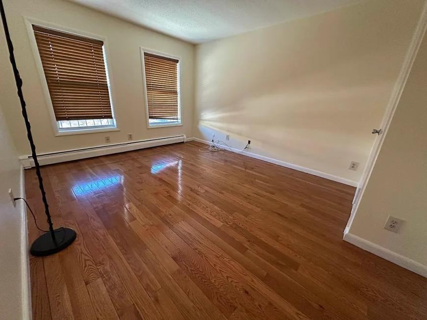 137 W Tremont Ave - Photo 4 of 5