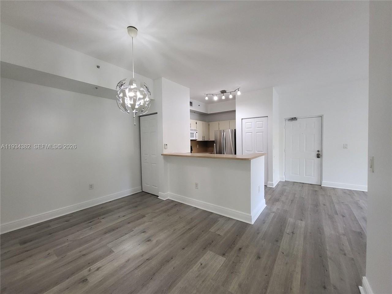 7200 Nw 114th Ave #112 - Photo 4 of 20