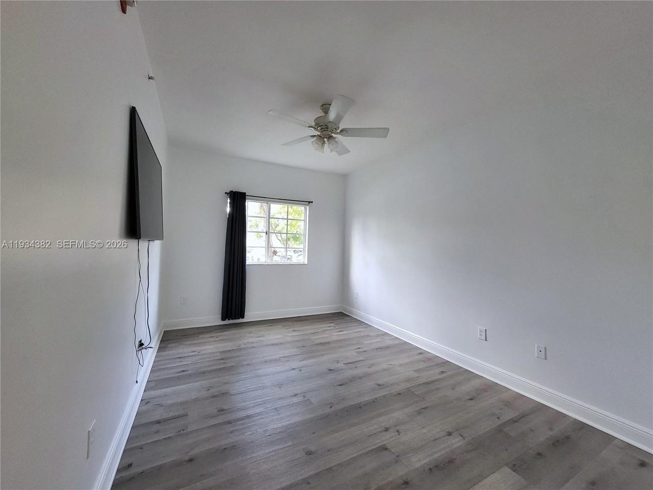 7200 Nw 114th Ave #112 - Photo 6 of 20