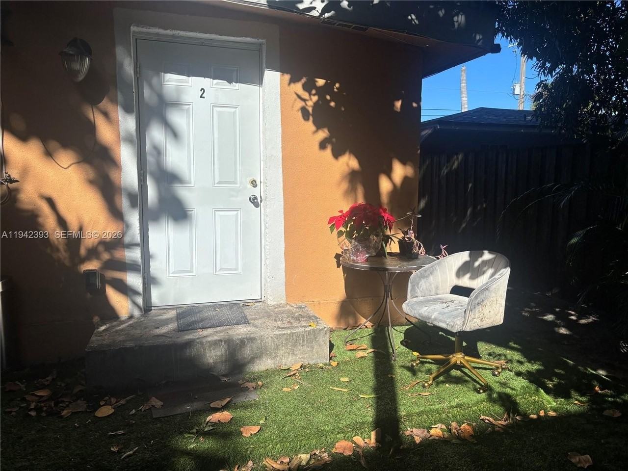 2020 Ne 26th St #S - Photo 5 of 10