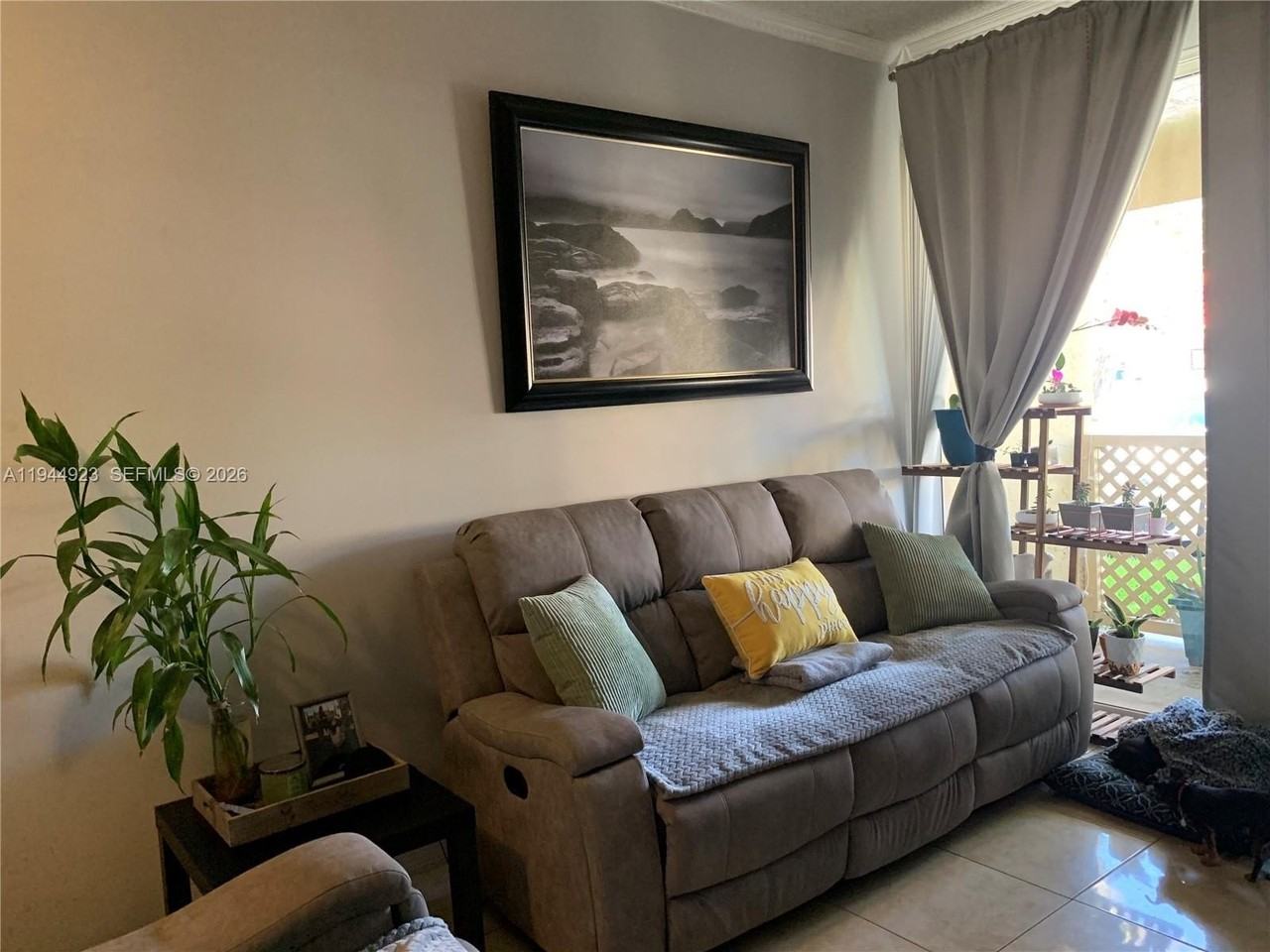 18356 Nw 68th Ave #A - Photo 3 of 7