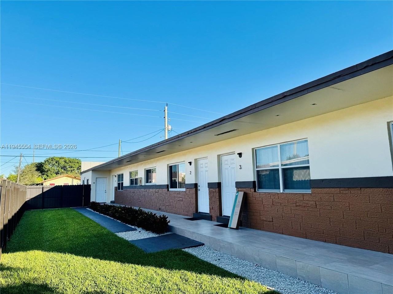 609 Nw 2nd Ave #4 - Photo 5 of 15