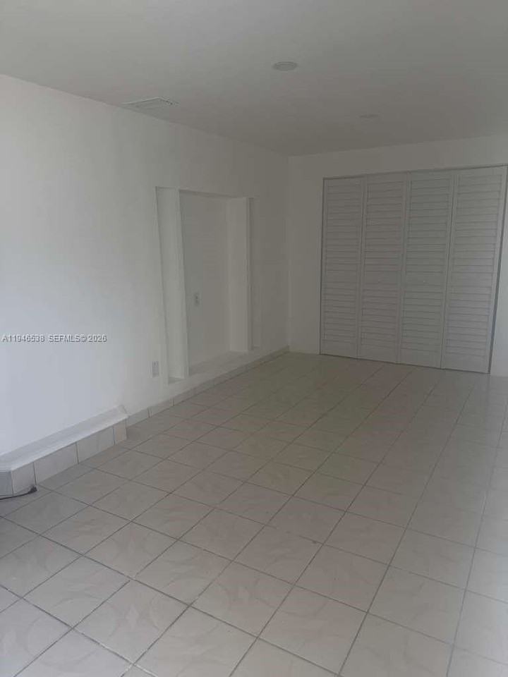 6561 Sw 18th St #1 - Photo 7 of 9