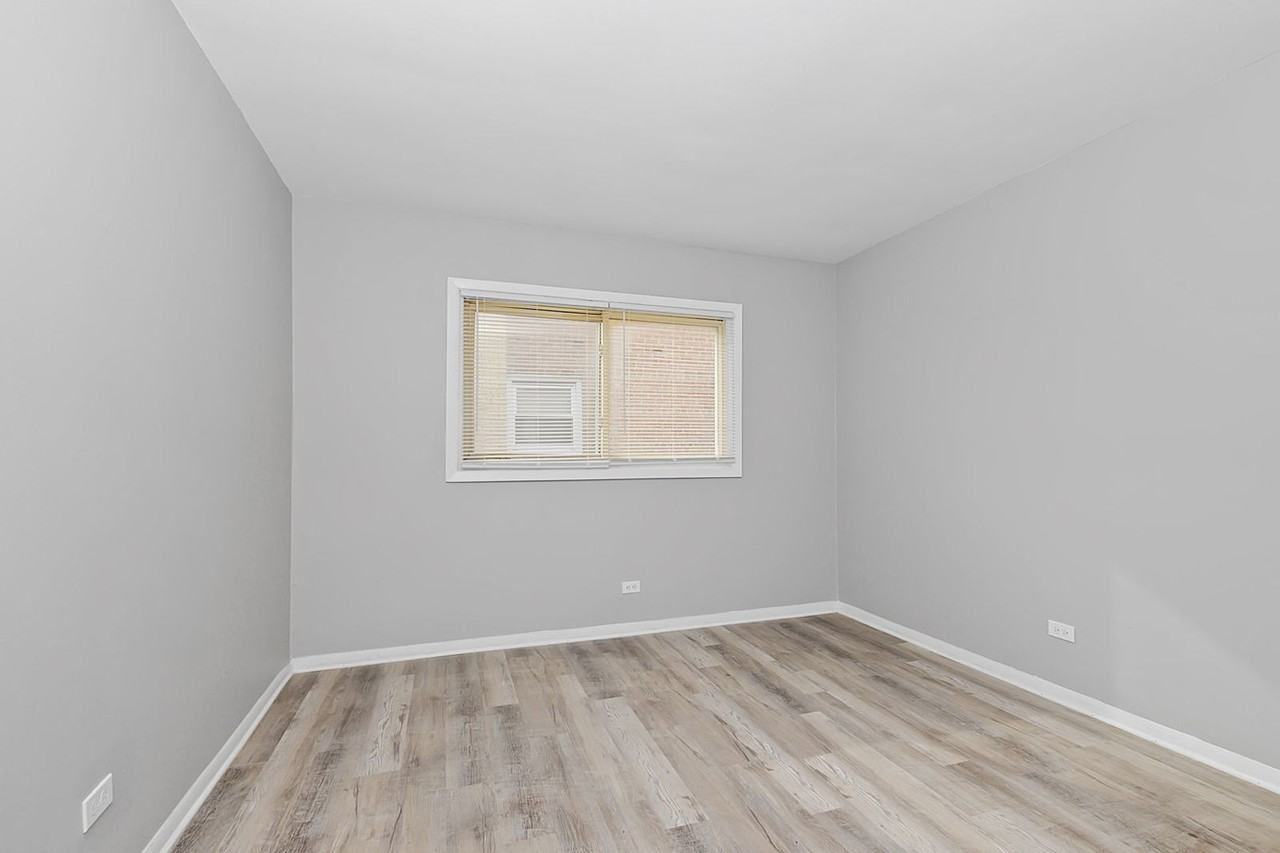 6701 S Troy St - Photo 2 of 6