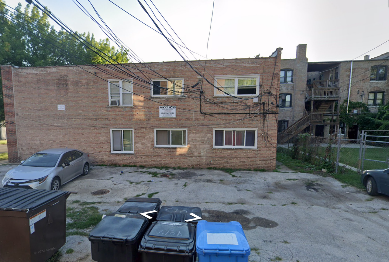 9025 S Cottage Grove Ave - Photo 2 of 8