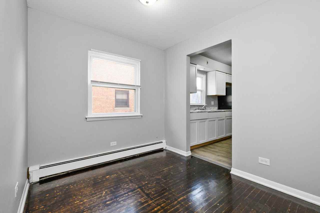 7820 S South Shore Dr - Photo 5 of 8