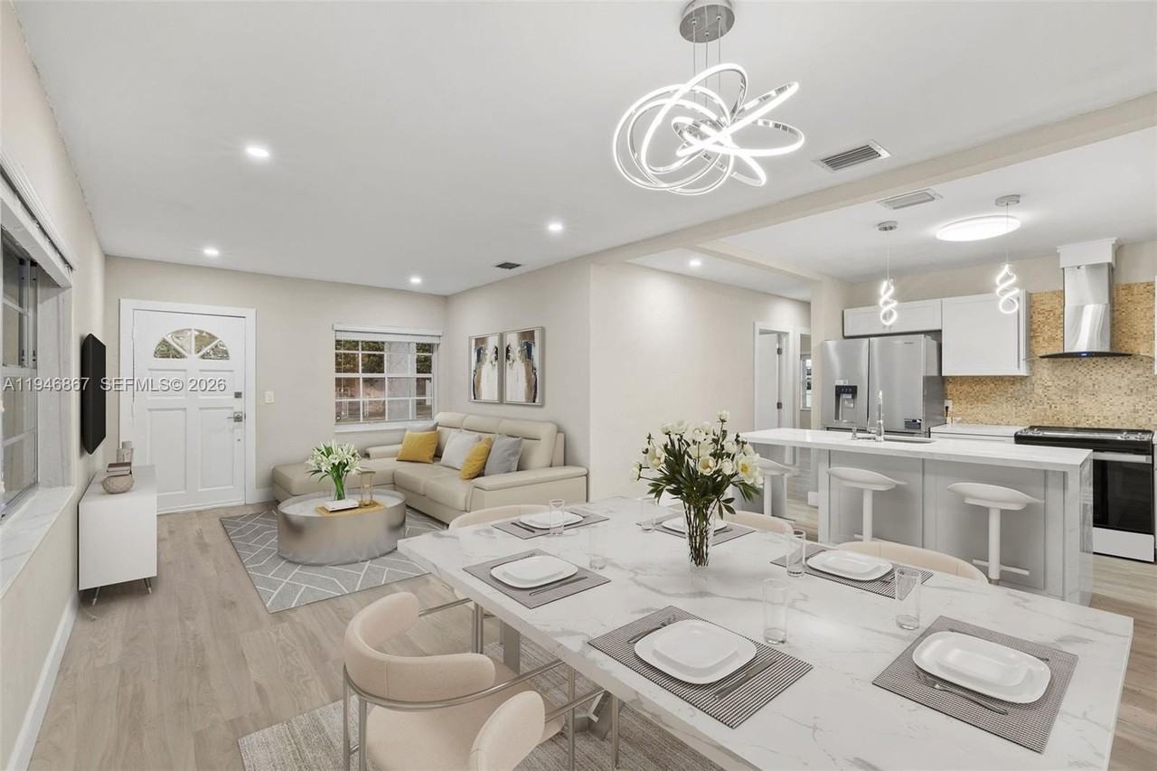 14760 Fillmore St - Photo 5 of 15