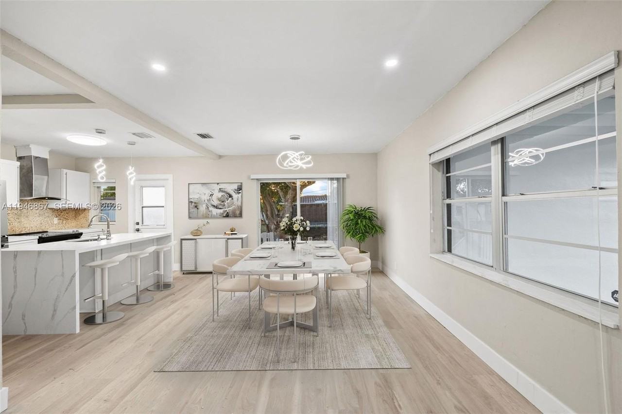 14760 Fillmore St - Photo 6 of 15