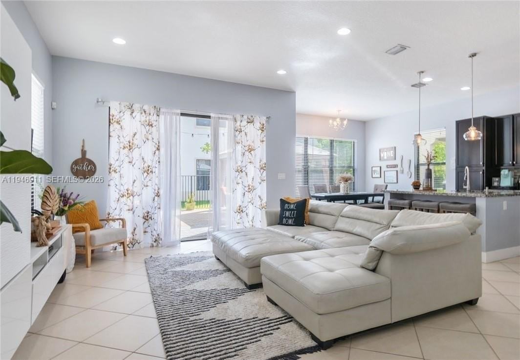 9865 W 34th Ct - Photo 3 of 8