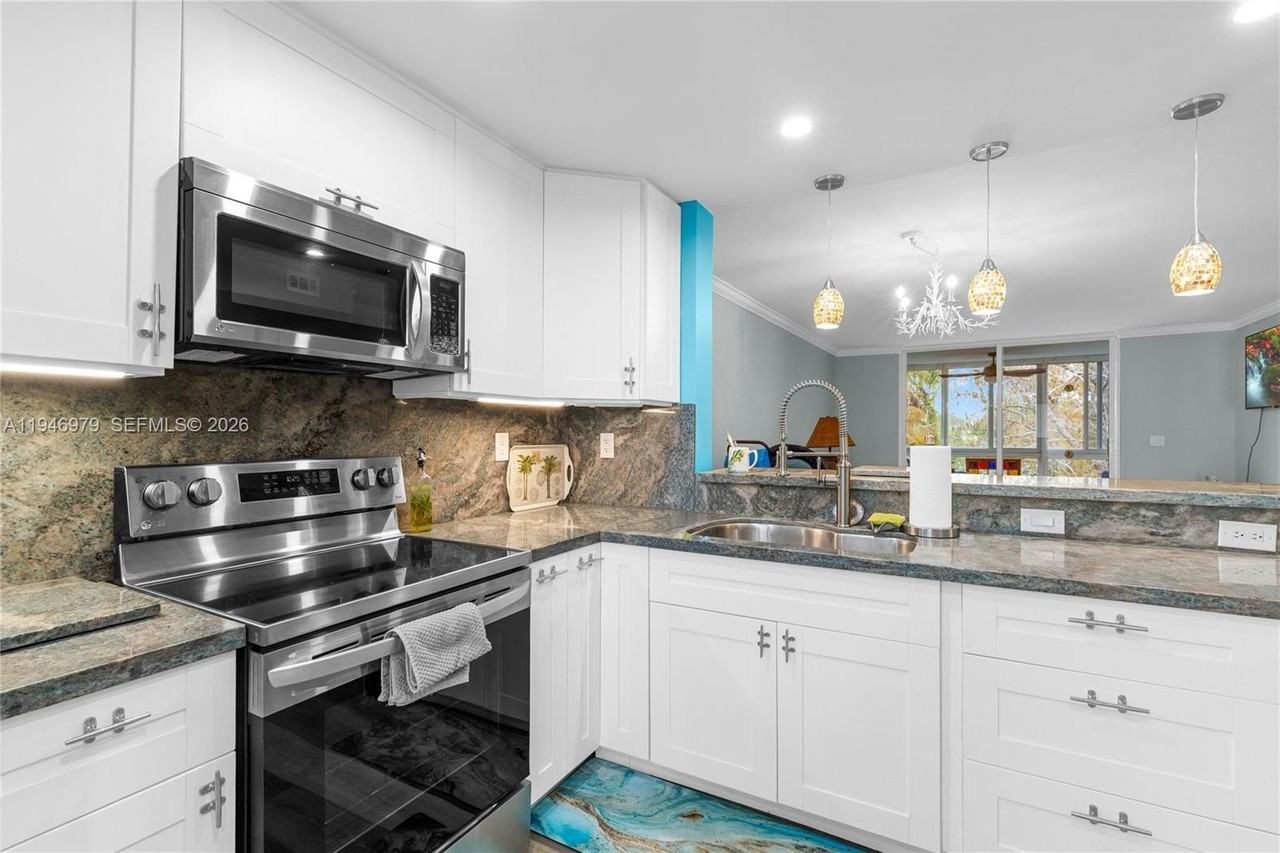 7684 Nw 18th St #408 - Photo 3 of 24