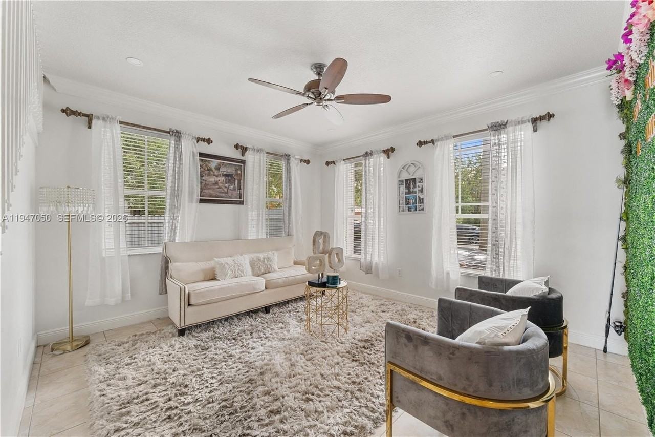 20032 Sw 128th Ct #0 - Photo 5 of 28