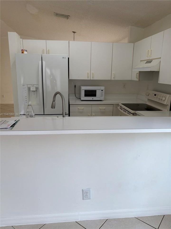 17365 Sw 142nd Ct #0 - Photo 6 of 18