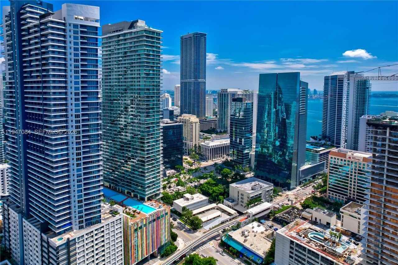 1300 S Miami Ave - Photo 6 of 50