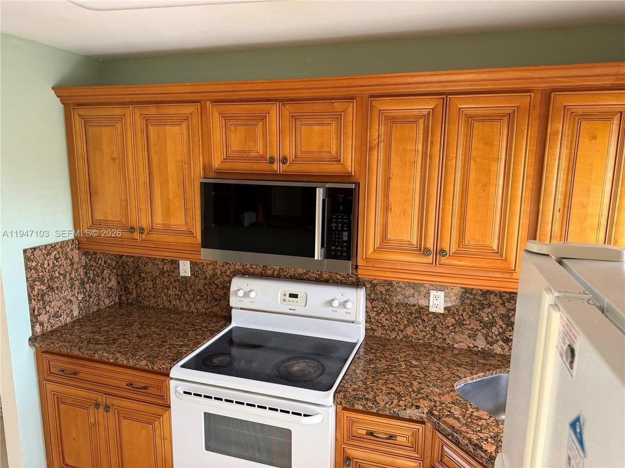 7891 N Sunrise Lakes Dr #109 - Photo 2 of 17