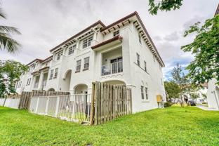 8850 Nw 97th Ave #202 - Photo 1 of 1