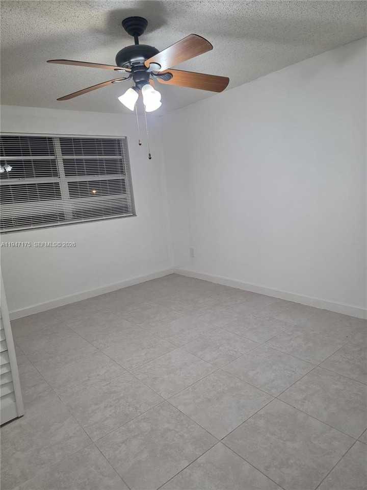 4982 Sw 121st Ave #0 - Photo 2 of 3