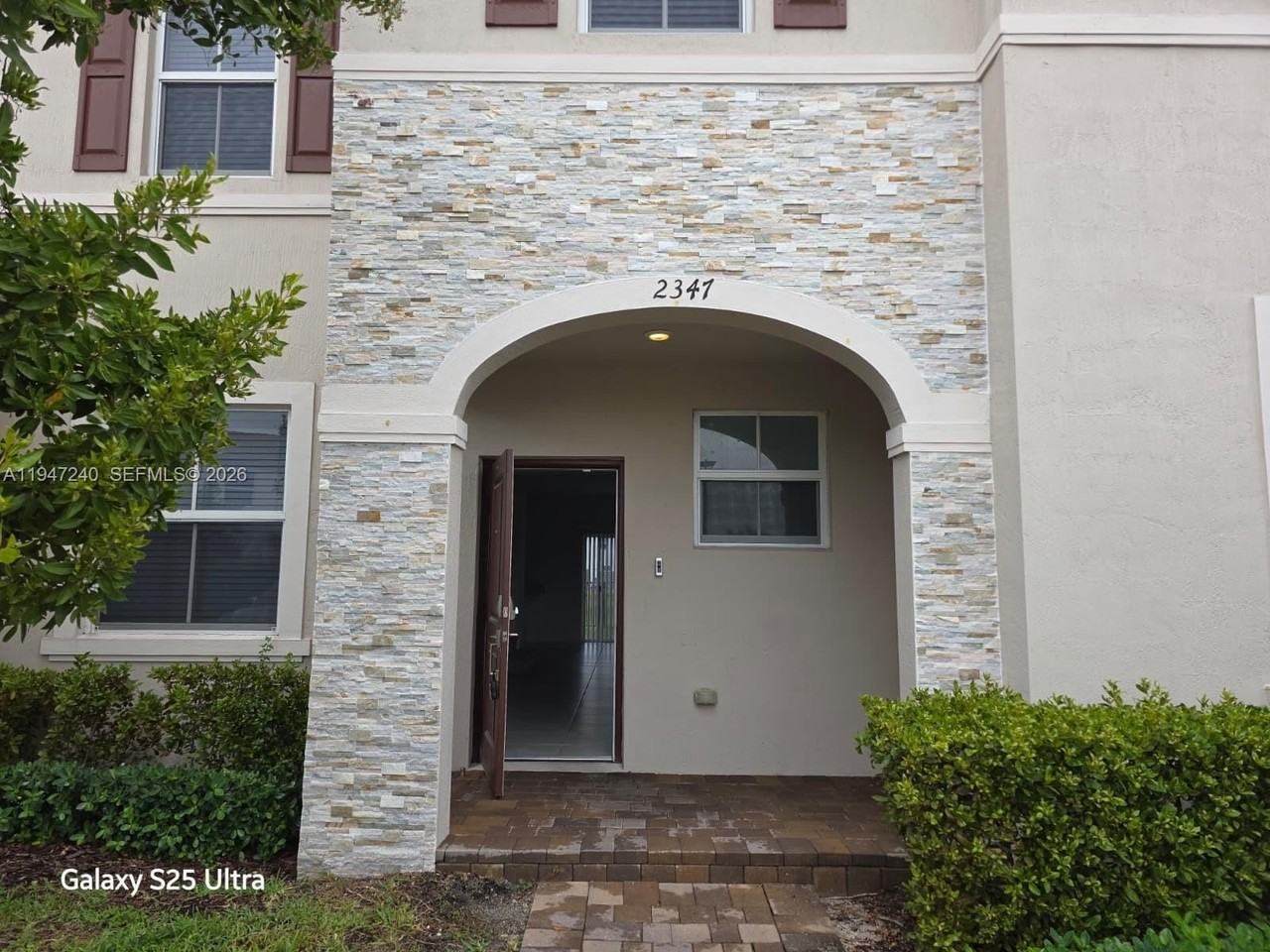 2347 Nw 122nd Ter - Photo 3 of 15