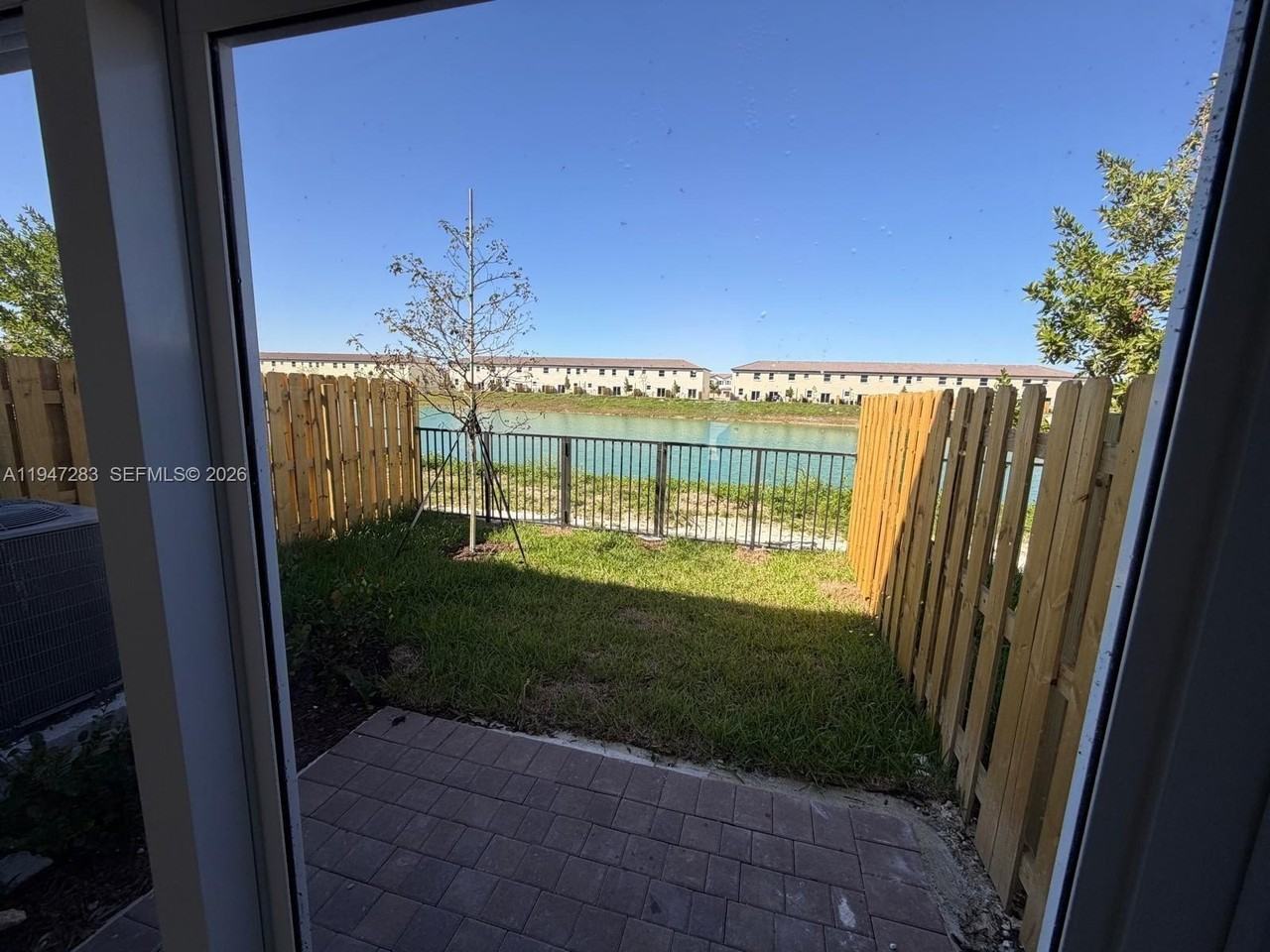 2732 Se 26th Ave #2732 - Photo 7 of 12