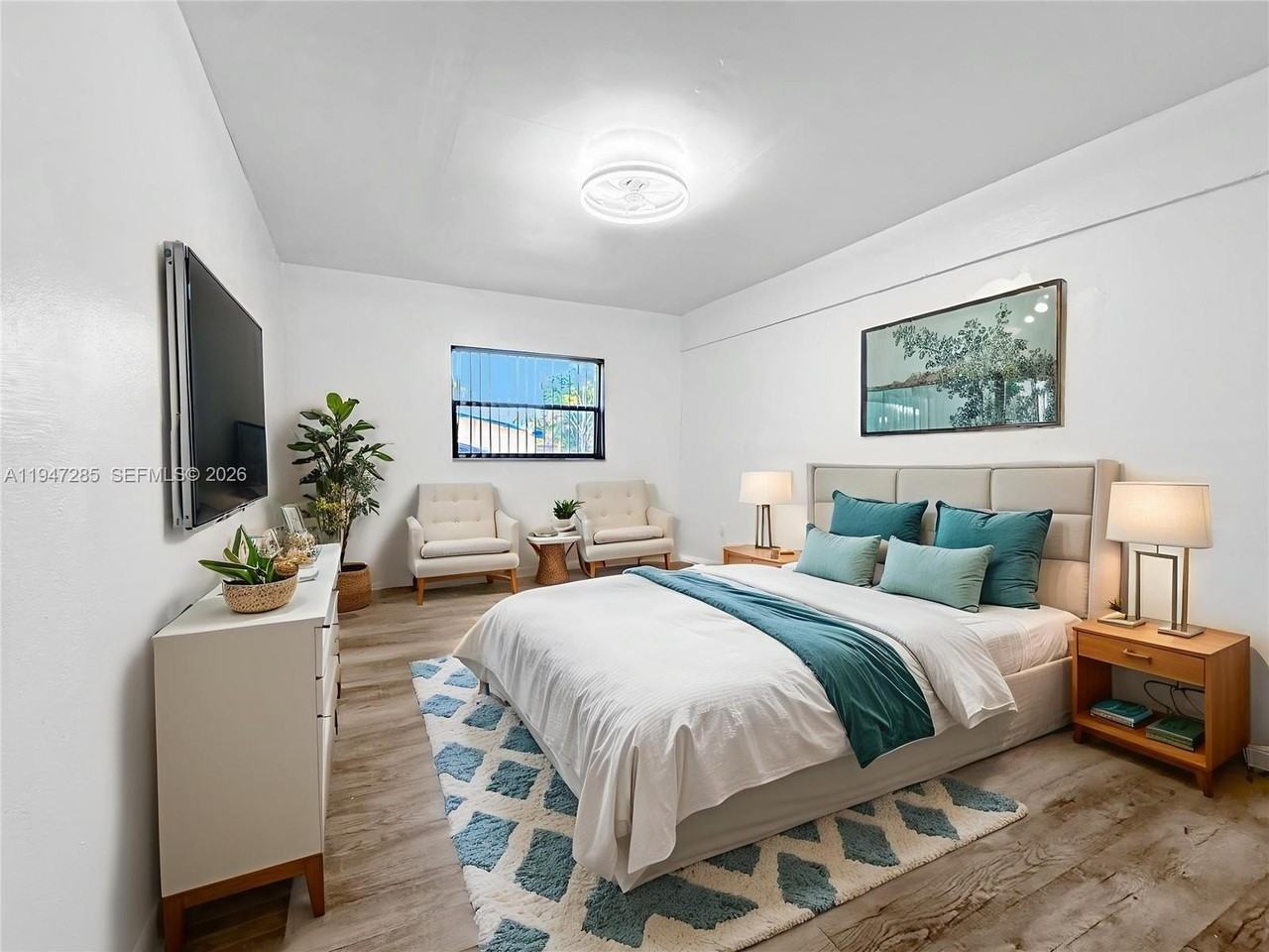 883 Sw 10th St #1 - Photo 5 of 20