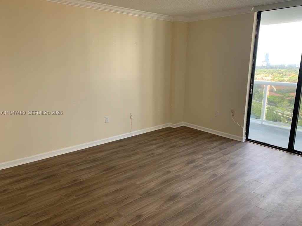 20505 E Country Club Dr #1631 - Photo 7 of 21