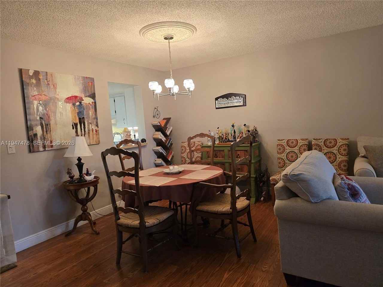 7690 Nw 18th St #306 - Photo 4 of 30