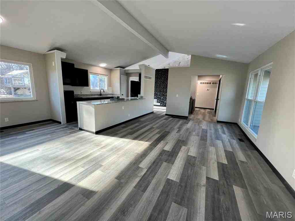 11 Cognac Dr - Photo 5 of 39