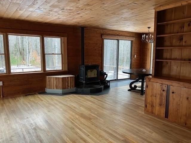 3627 Main St - Photo 3 of 13