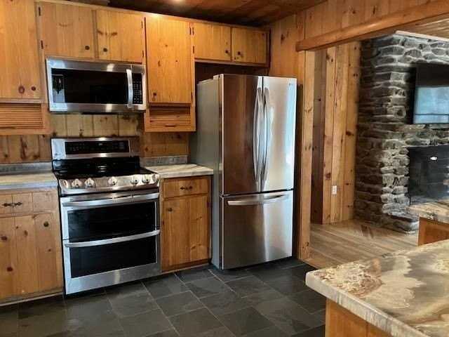 3627 Main St - Photo 4 of 13