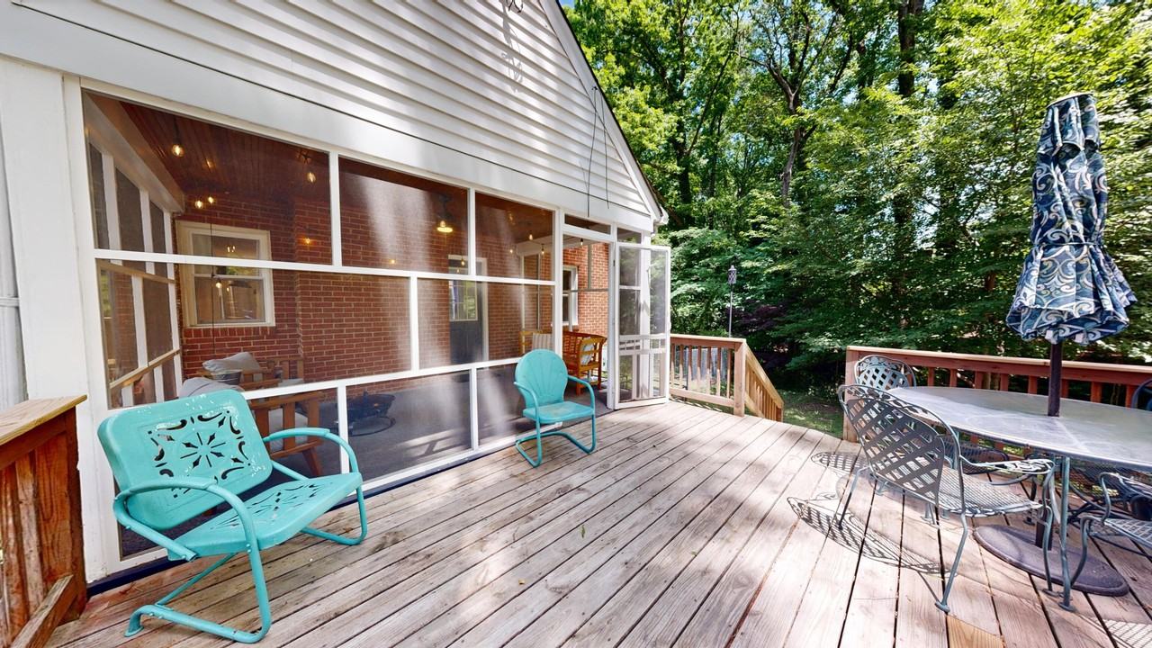 Brooklawn Ave - Photo 2 of 18