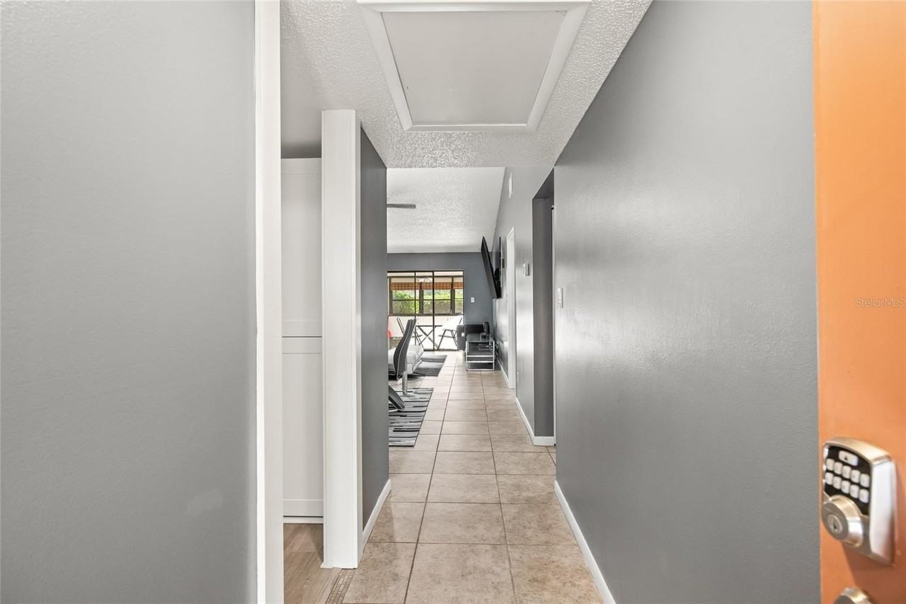 9677 86th Ave - Photo 6 of 36