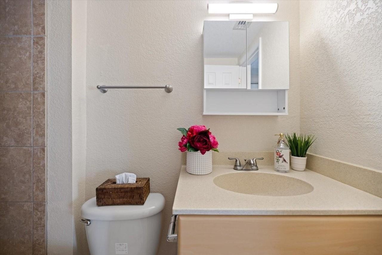 960 Highland St #A6 - Photo 7 of 25