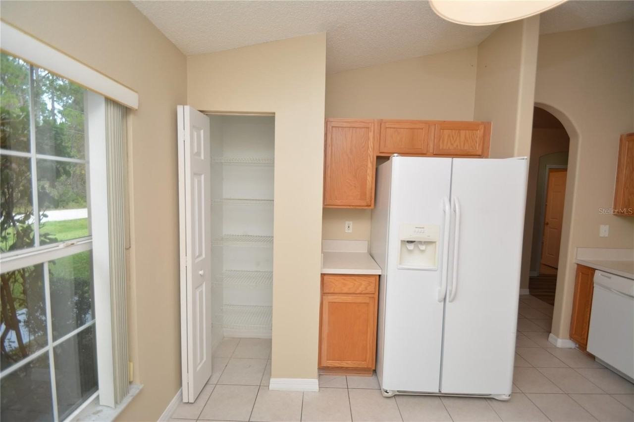 44 Pine Hurst Ln - Photo 7 of 31