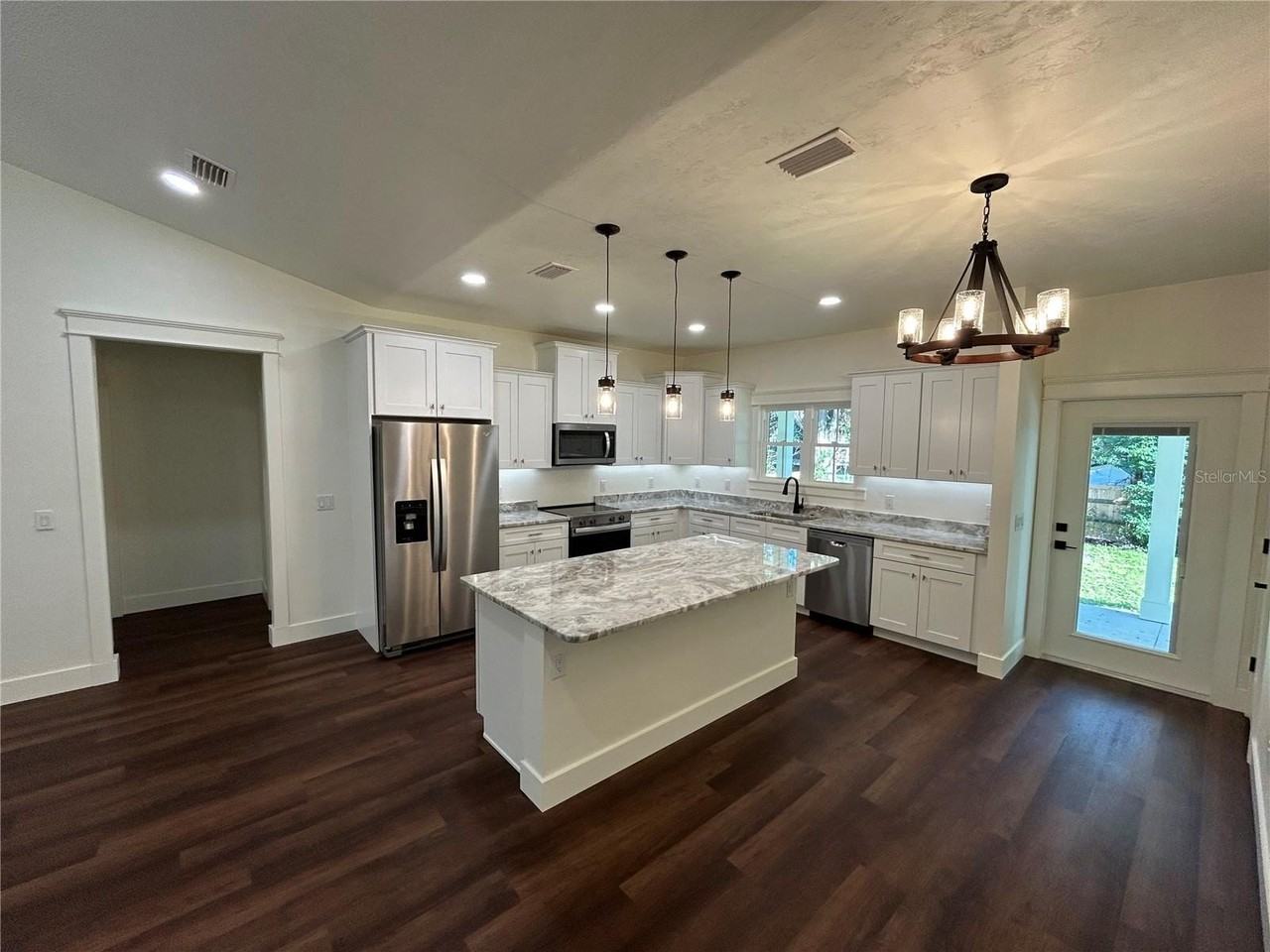 14705 Nw 145th Ter - Photo 6 of 16