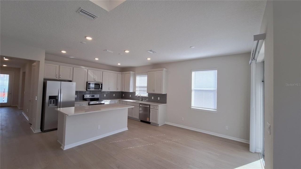 2084 Branched Oak Rd - Photo 2 of 27