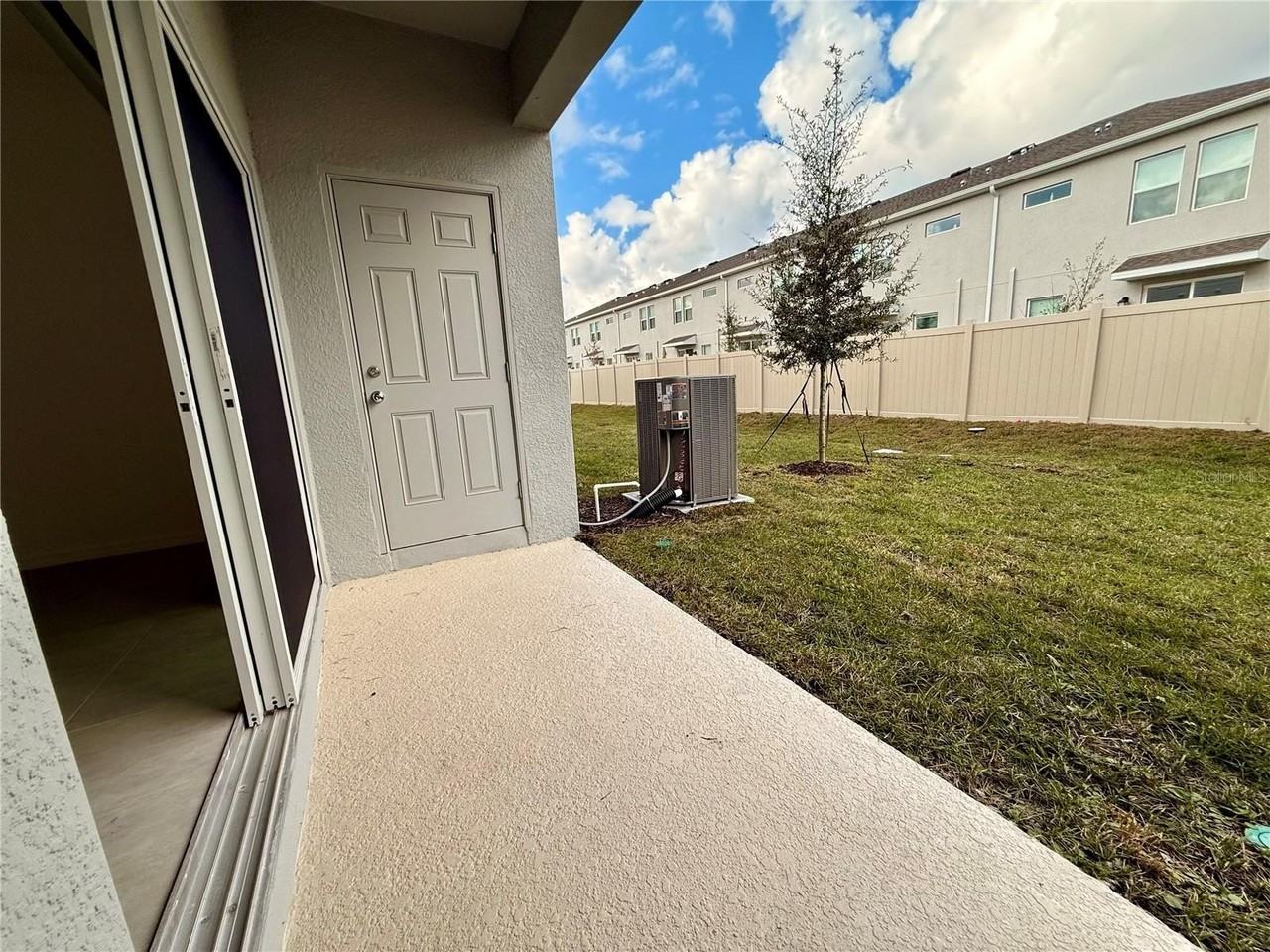 2996 Skyline Loop - Photo 7 of 26