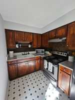 featured image of Howard Ave