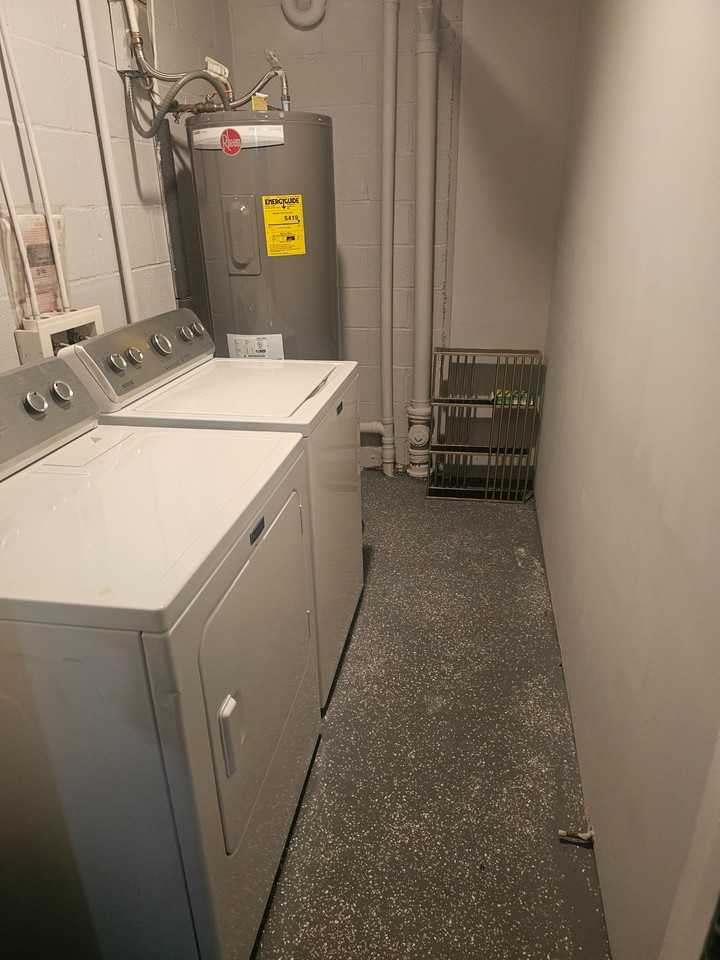 Howard Ave - Photo 2 of 11