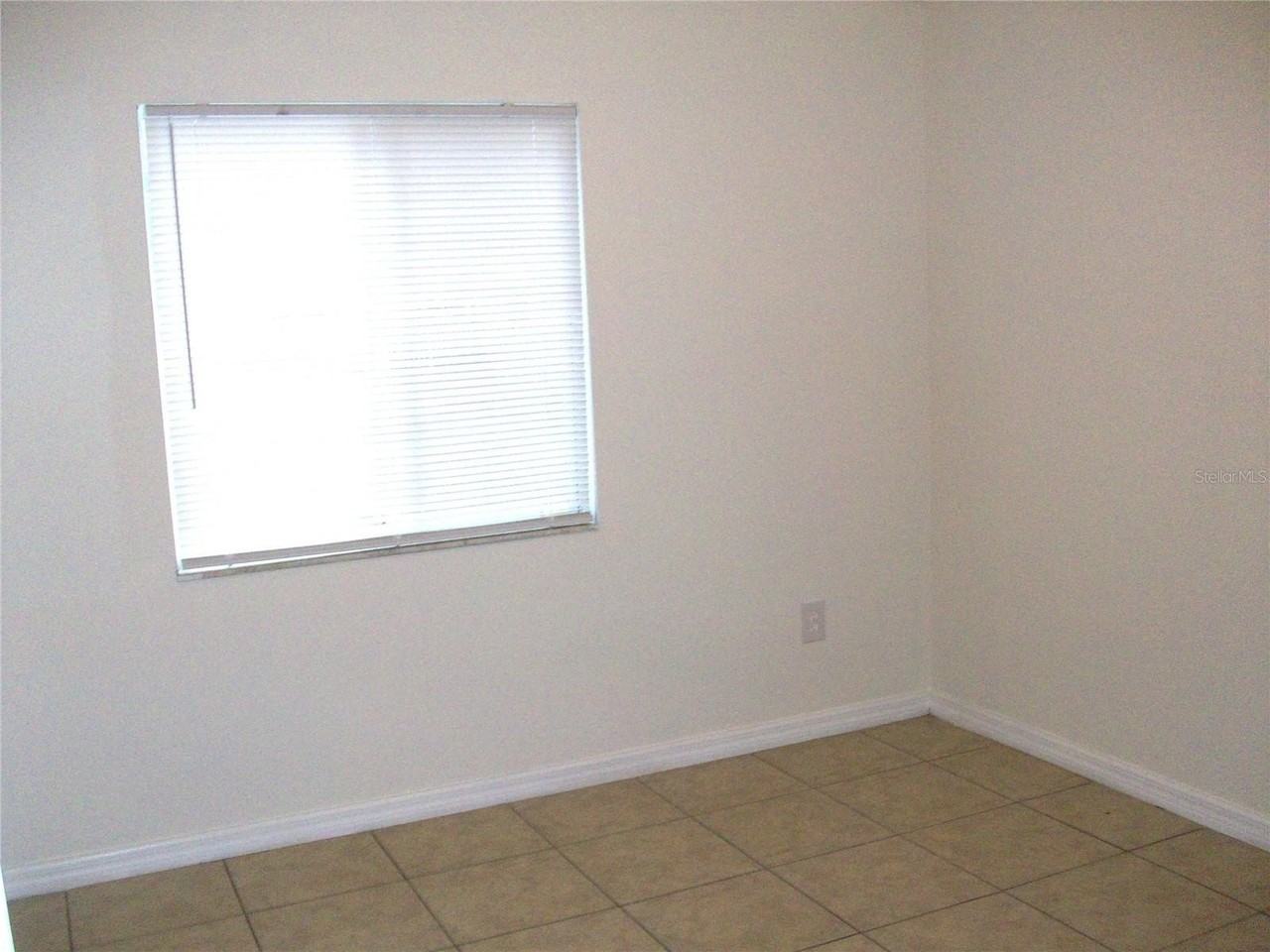 495 Las Cortes Ln #105 - Photo 7 of 15