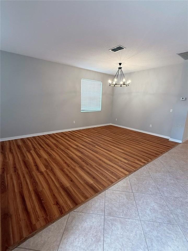 9253 Edenshire Cir - Photo 3 of 24