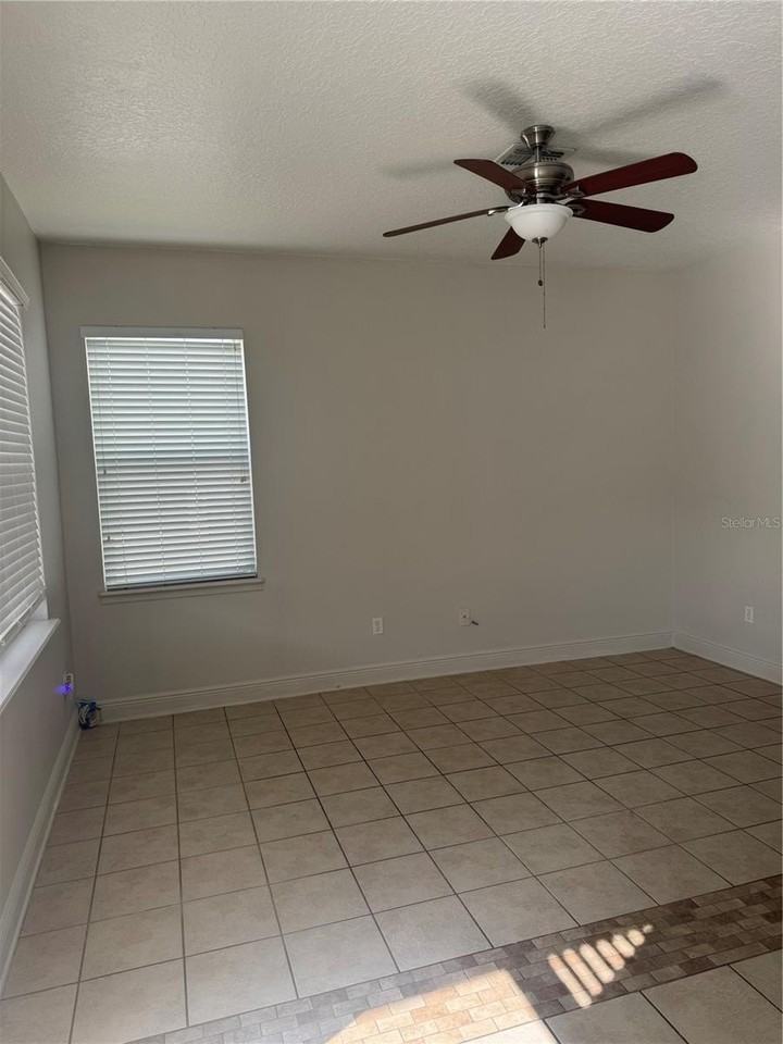 12976 Borland St - Photo 7 of 15