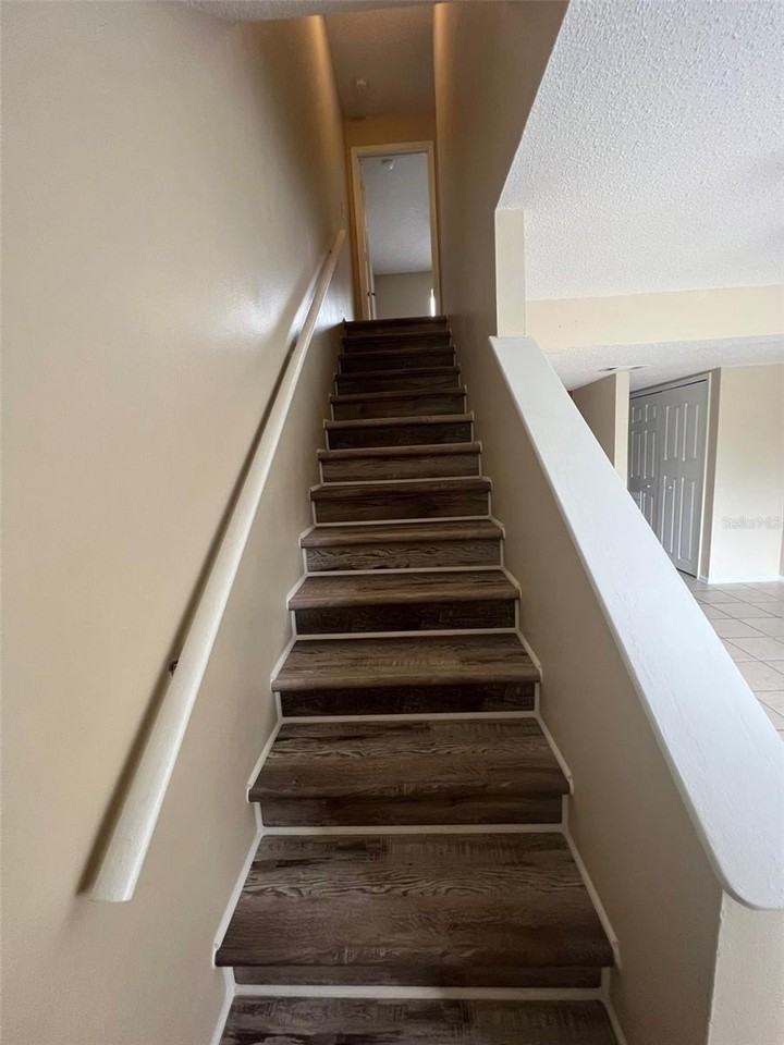 207 S Moss Rd - Photo 7 of 11