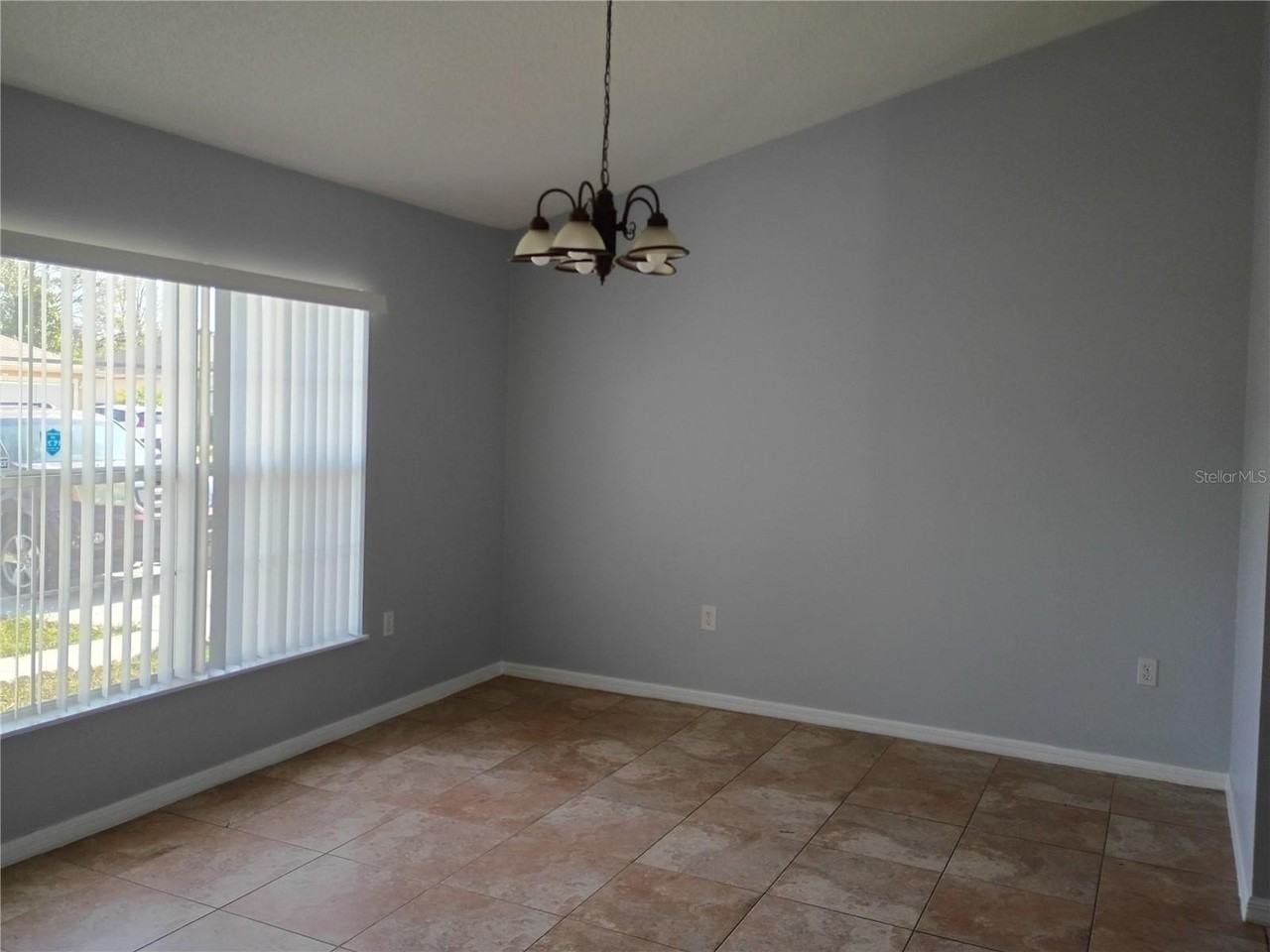 715 Palaiseau Ct - Photo 4 of 19