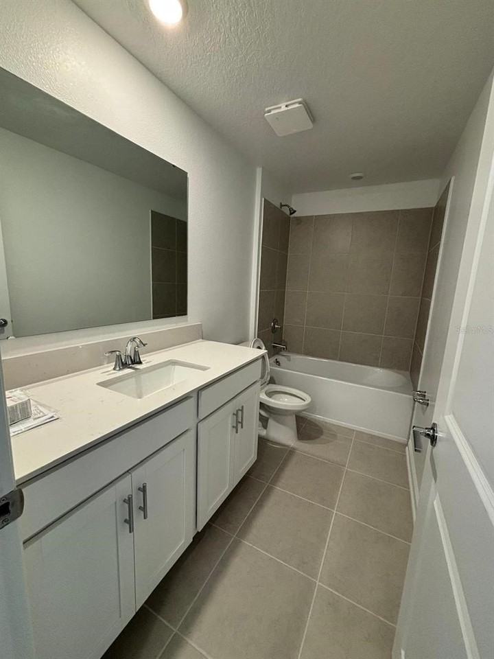 1857 Fulfillment Dr - Photo 6 of 15