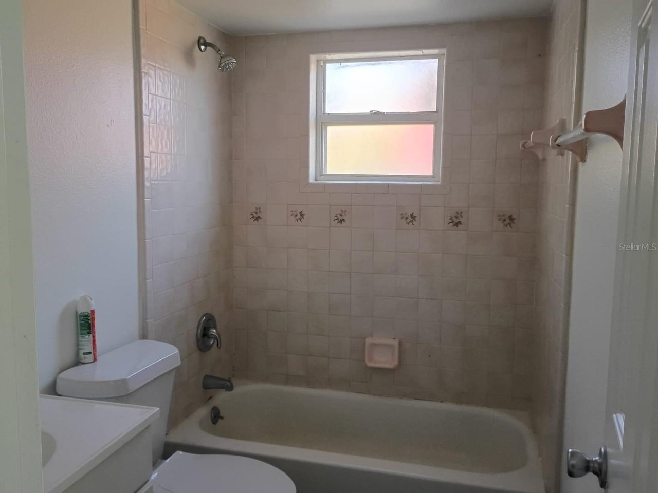 829 Blanc Ct - Photo 5 of 14