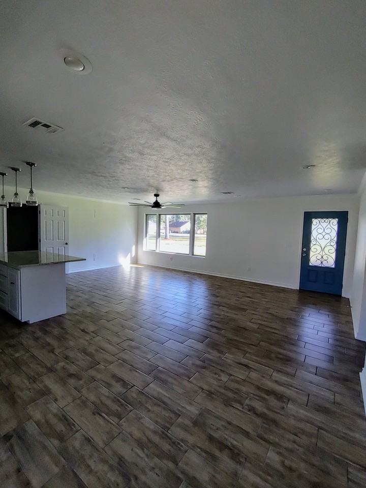 105 Rolling Hills Dr #1 - Photo 5 of 31