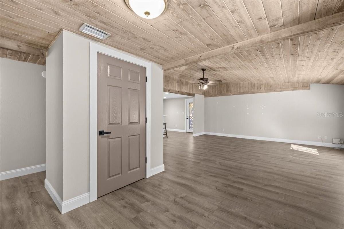 4805 Cooper Rd - Photo 5 of 45