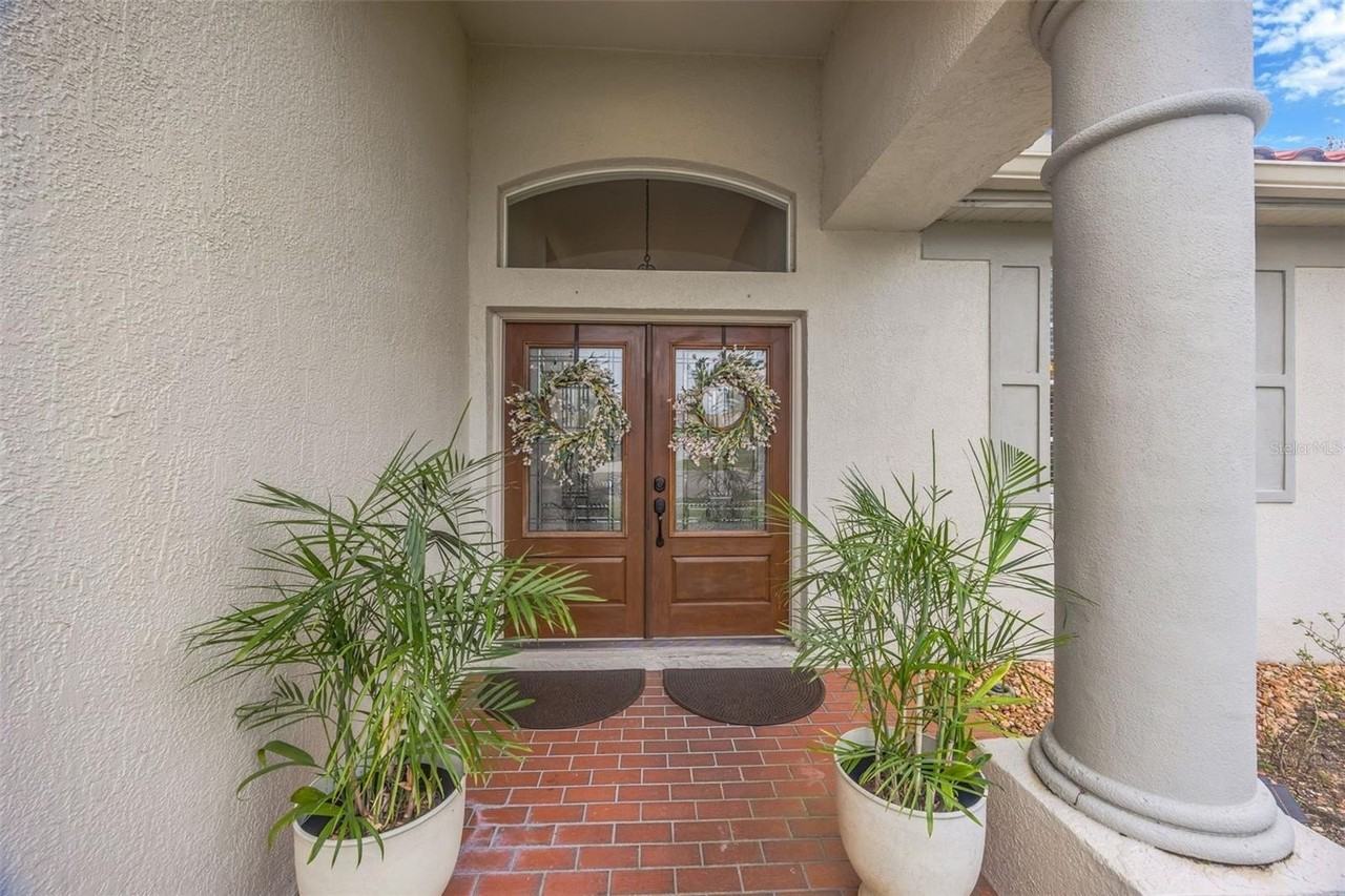 6120 Chene Ct - Photo 2 of 50