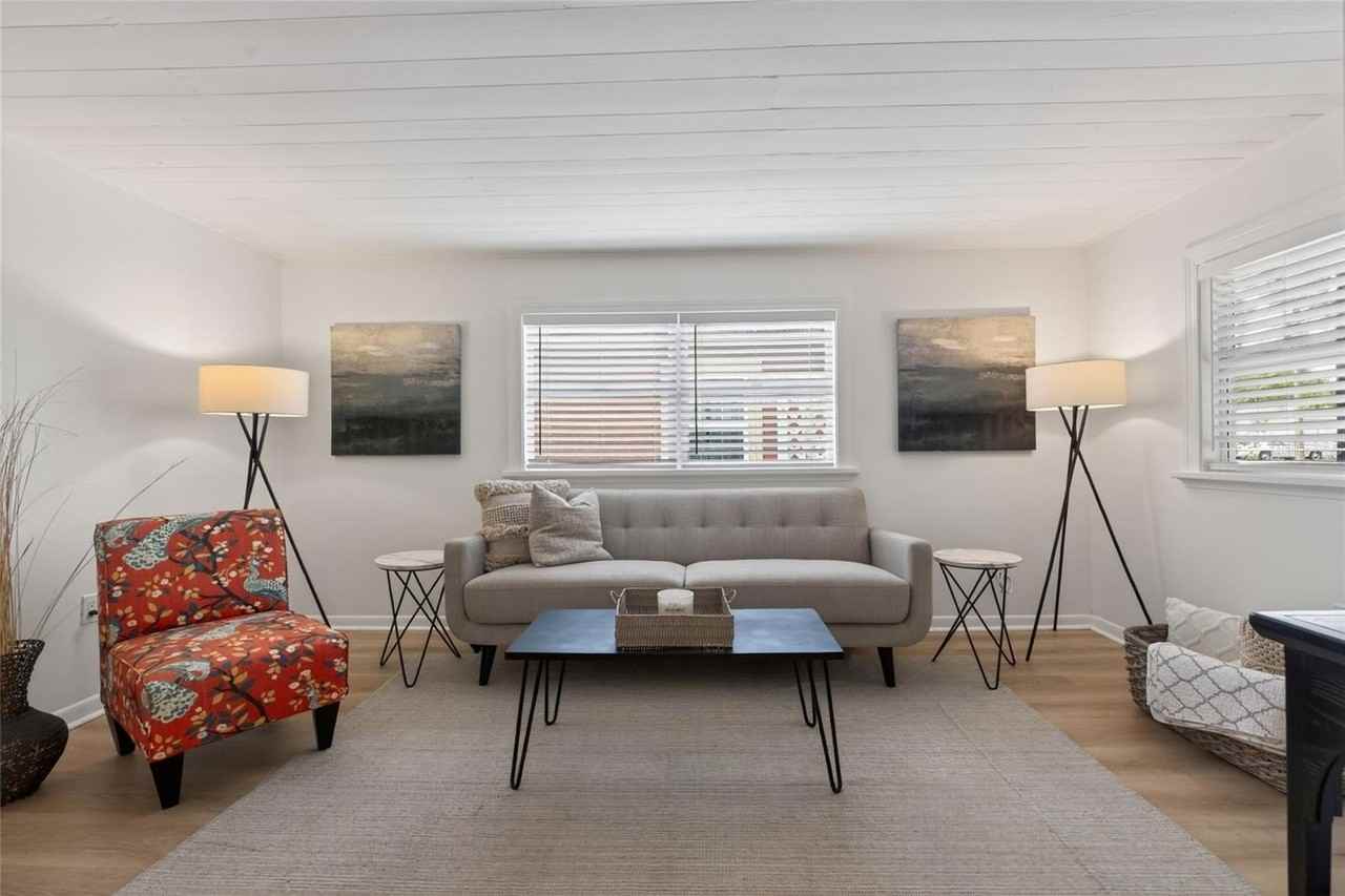 5617 19th Ave S - Photo 4 of 43