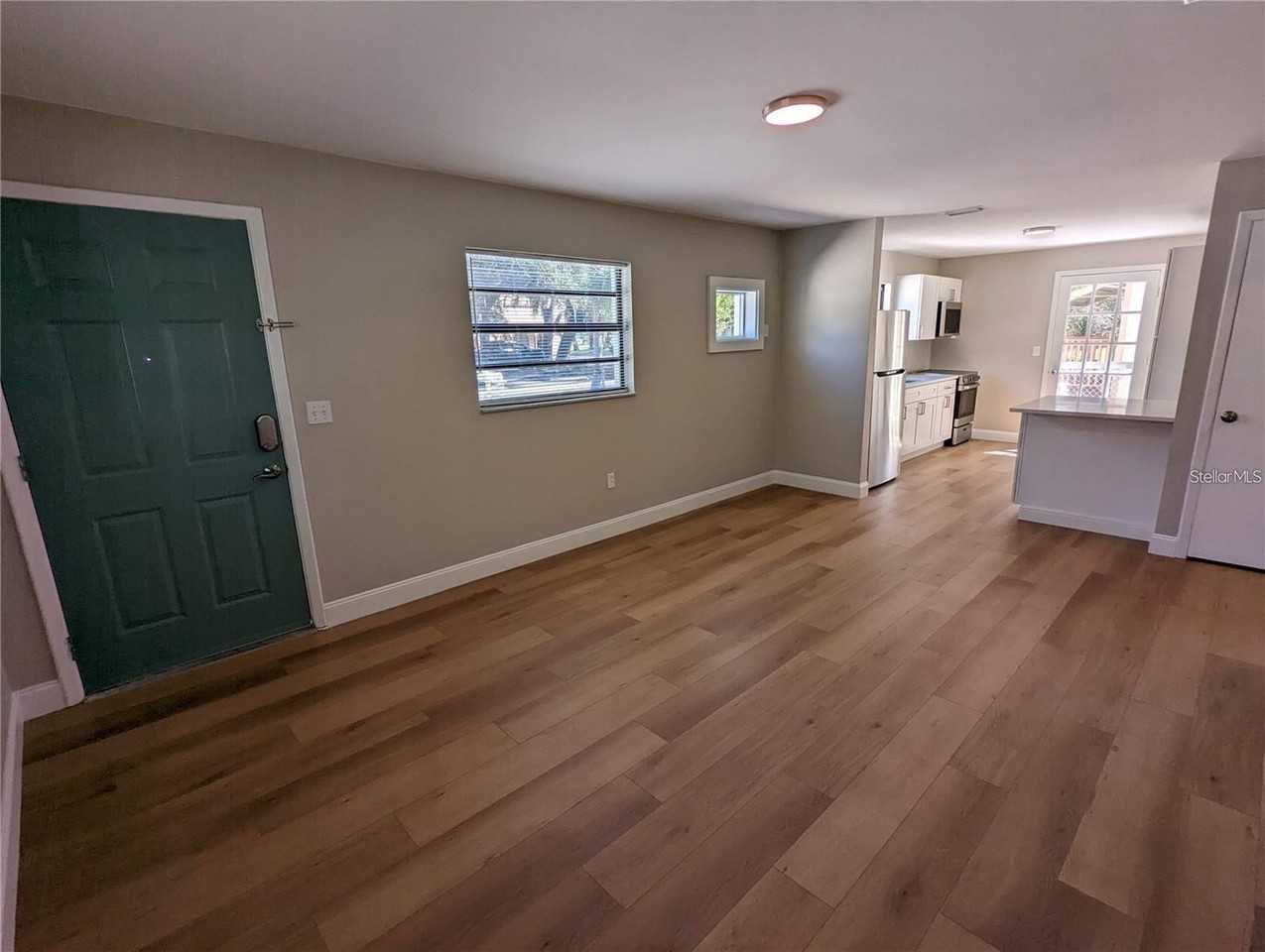 1922 Springtime Ave - Photo 3 of 27